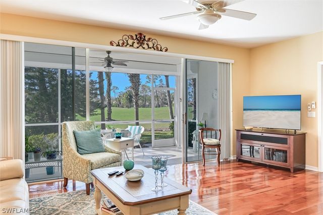 8085 Celeste DR 811, Naples, FL 34113