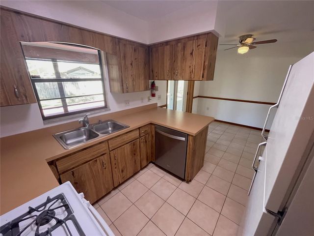 4730 NW 36TH PLACE, Gainesville, FL 32606