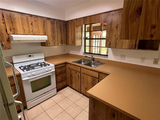 4730 NW 36TH PLACE, Gainesville, FL 32606