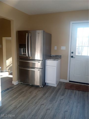 1210 Prospect Street, Elyria, OH 44035