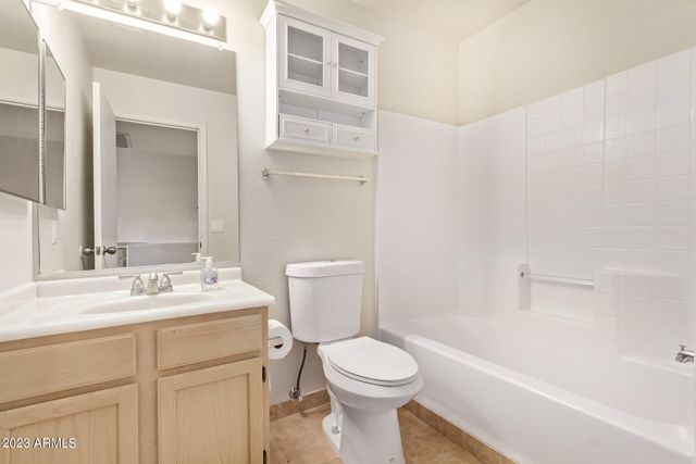 1310 E ANGELA Drive, Phoenix, AZ 85022