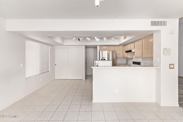 1310 E ANGELA Drive, Phoenix, AZ 85022