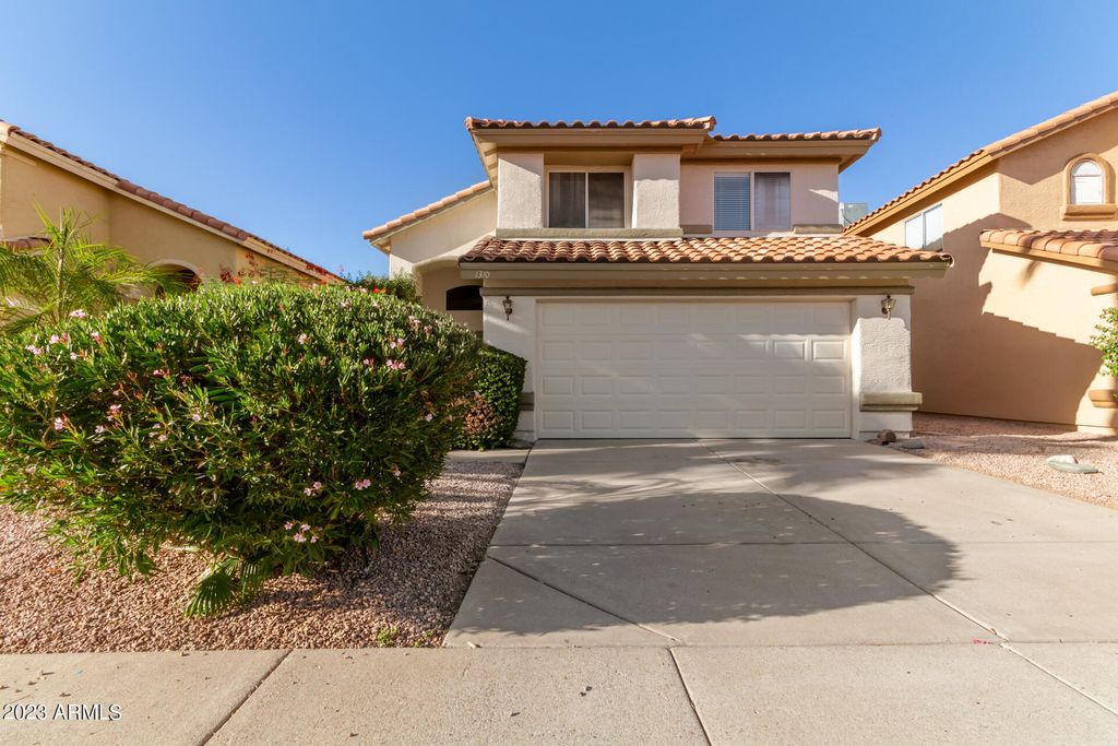 1310 E ANGELA Drive, Phoenix, AZ 85022
