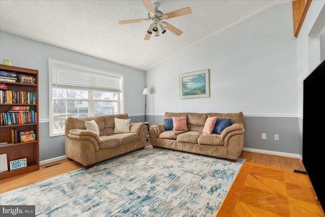 72 TRANQUILITY CT, Martinsburg, WV 25405