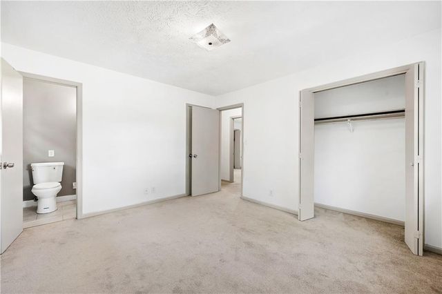 4531 S Roberts Drive, Sugar Hill, GA 30518