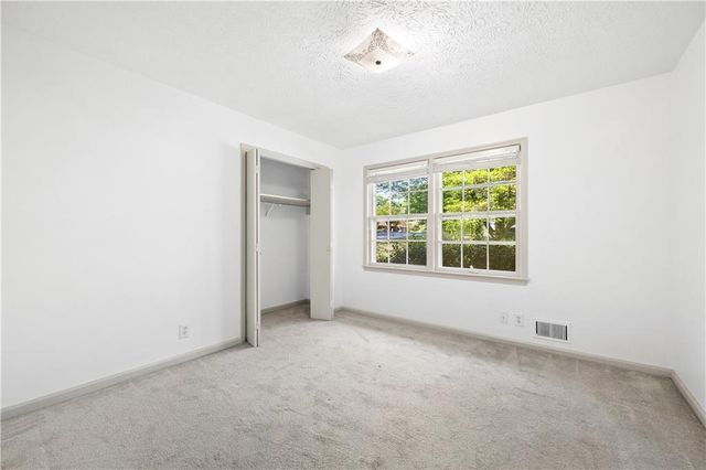 4531 S Roberts Drive, Sugar Hill, GA 30518