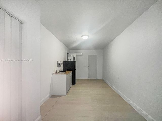 9400 NW 13th St, Pembroke Pines, FL 33024