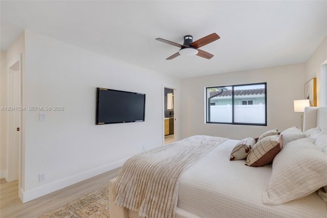 5718 NE 15th Ave, Fort Lauderdale, FL 33334