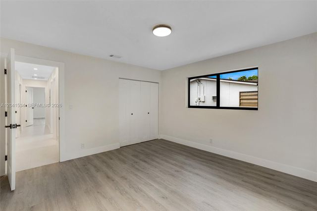 5718 NE 15th Ave, Fort Lauderdale, FL 33334
