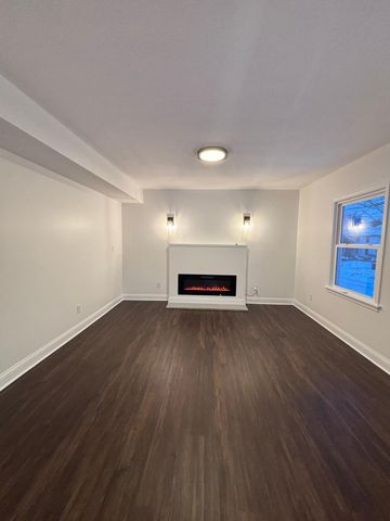 1600 Oliver Avenue N, Minneapolis, MN 55411