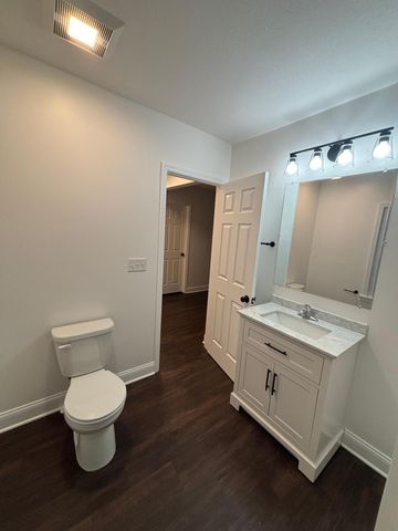 1600 Oliver Avenue N, Minneapolis, MN 55411