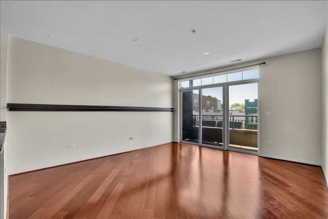 7243 MADISON Street 211, Forest Park, IL 60130