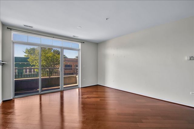 7243 MADISON Street 211, Forest Park, IL 60130