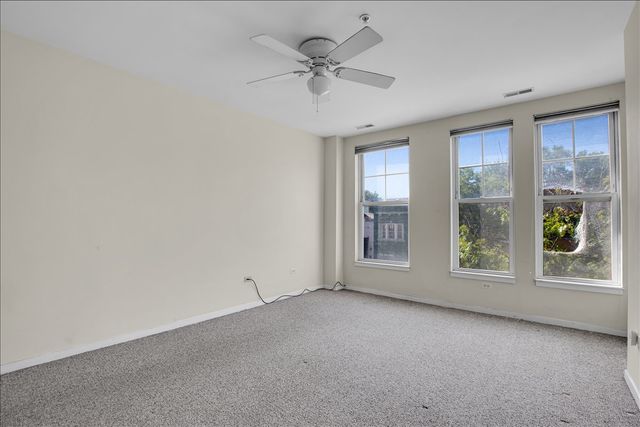 7243 MADISON Street 211, Forest Park, IL 60130