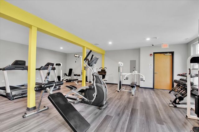 7243 MADISON Street 211, Forest Park, IL 60130