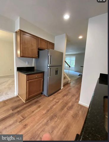 7863 WINTERCRESS LN, Springfield, VA 22152