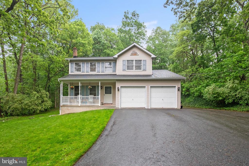96 MAIDENCREEK ROAD, Fleetwood, PA 19522