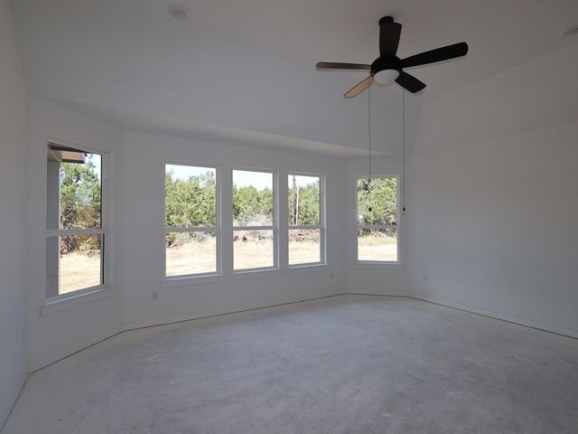 3925 Waxahachie RD, Leander, TX 78641