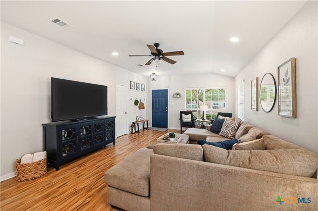 911 Karah, New Braunfels, TX 78130