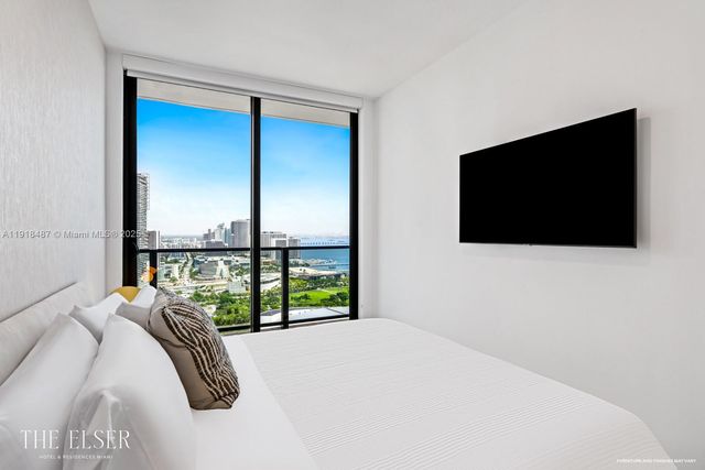 398 NE 5th St 2310, Miami, FL 33132