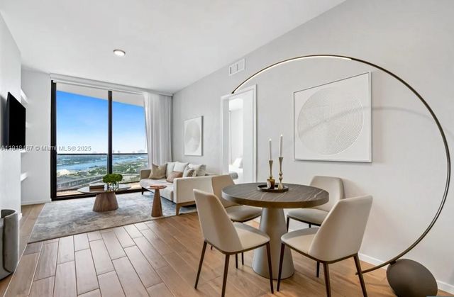 398 NE 5th St 2310, Miami, FL 33132