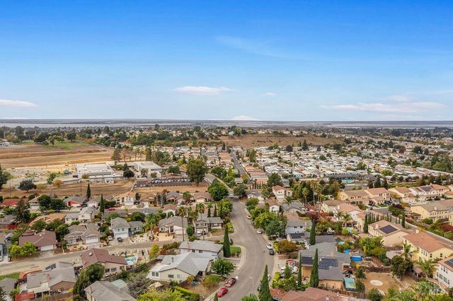 1305 Corcoran Ave, Vallejo, CA 94589