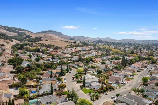 1305 Corcoran Ave, Vallejo, CA 94589