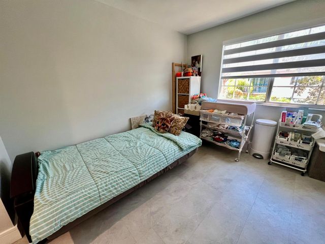 2033 SE 10th Avenue 620, Fort Lauderdale, FL 33316