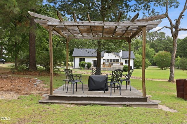 2079 Sheriff Johnson Road, Lillington, NC 27546