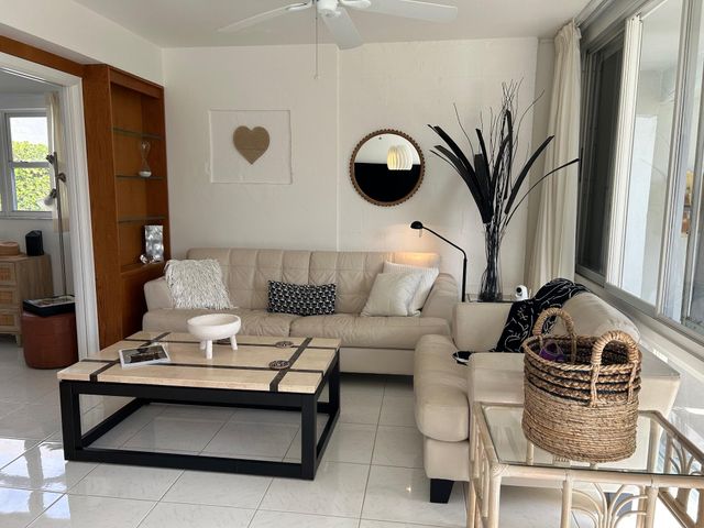 1221 Hillsboro Mile 42a, Hillsboro Beach, FL 33062