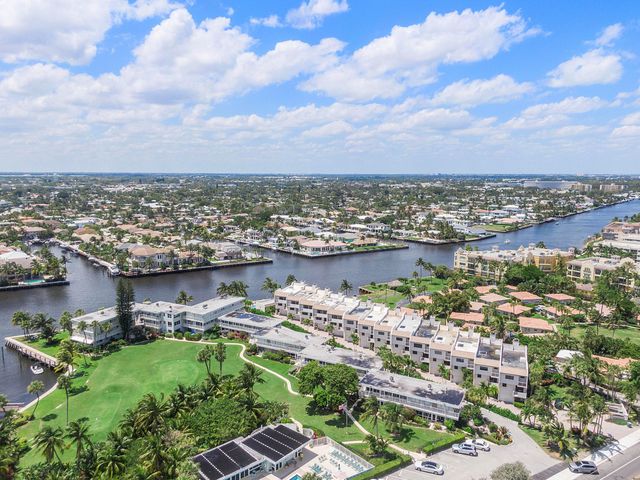 1221 Hillsboro Mile 42a, Hillsboro Beach, FL 33062