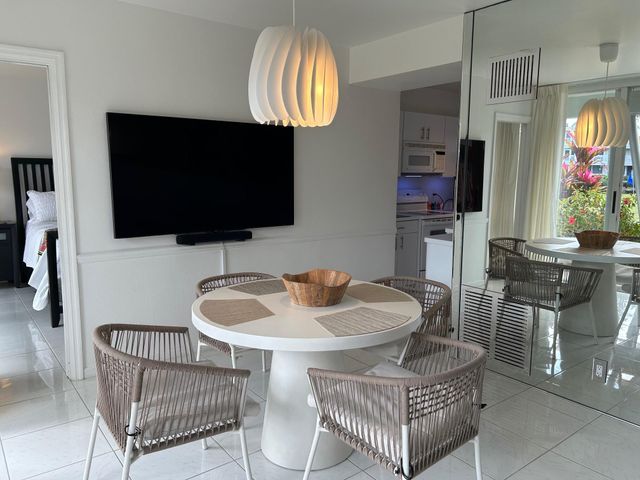 1221 Hillsboro Mile 42a, Hillsboro Beach, FL 33062