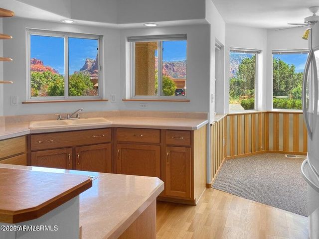120 SKYLINE Drive, Sedona, AZ 86351