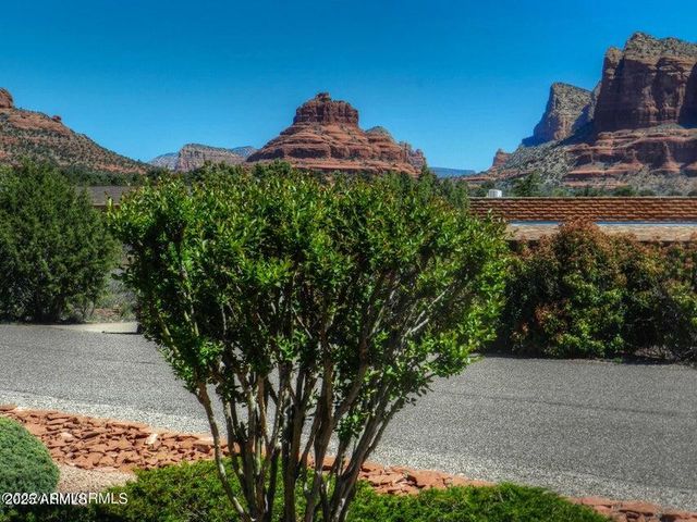 120 SKYLINE Drive, Sedona, AZ 86351