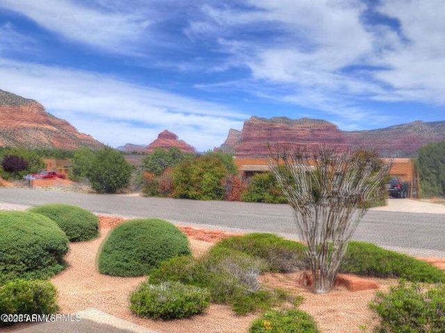 120 SKYLINE Drive, Sedona, AZ 86351