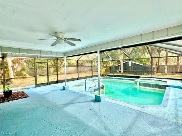 233 S Cypress ST, Labelle, FL 33935