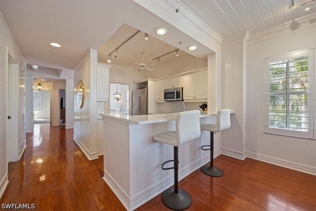 410 Bayfront PL 2301, Naples, FL 34102