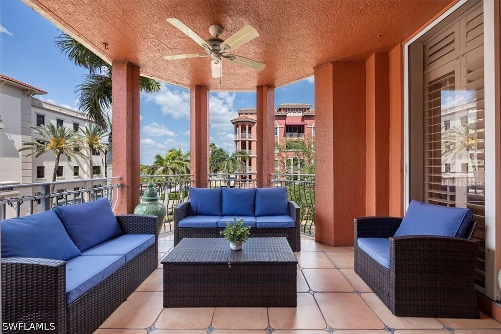 410 Bayfront PL 2301, Naples, FL 34102