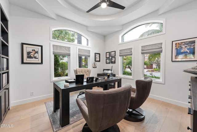 40 Golden Glen Drive, Simi Valley, CA 93065