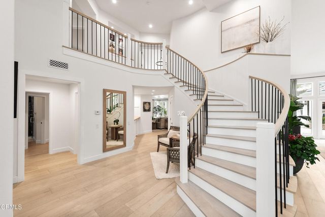40 Golden Glen Drive, Simi Valley, CA 93065