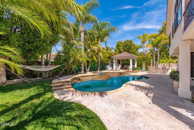 40 Golden Glen Drive, Simi Valley, CA 93065