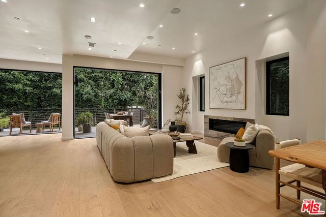 10326 Keswick Avenue, Los Angeles, CA 90064