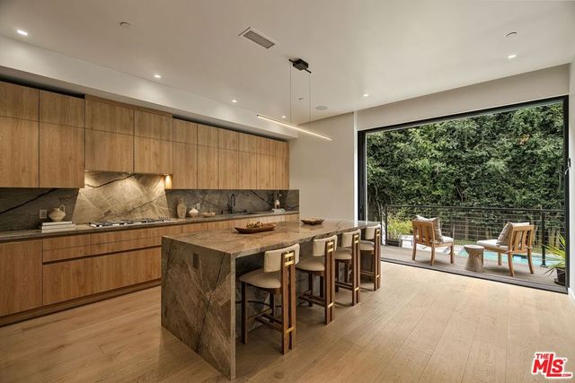 10326 Keswick Avenue, Los Angeles, CA 90064