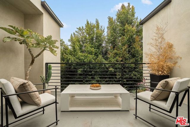 10326 Keswick Avenue, Los Angeles, CA 90064