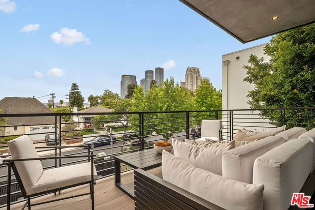10326 Keswick Avenue, Los Angeles, CA 90064