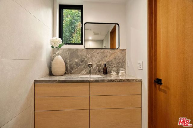 10326 Keswick Avenue, Los Angeles, CA 90064