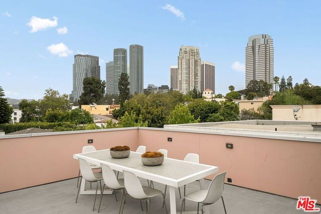10326 Keswick Avenue, Los Angeles, CA 90064