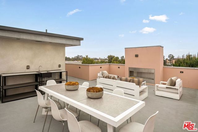 10326 Keswick Avenue, Los Angeles, CA 90064