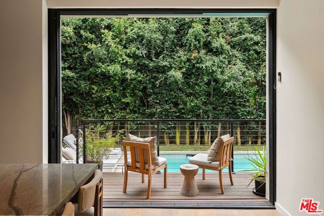 10326 Keswick Avenue, Los Angeles, CA 90064