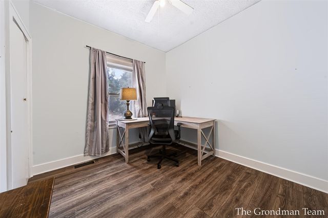 513 Spring Avenue, Grand Rapids, MI 49503